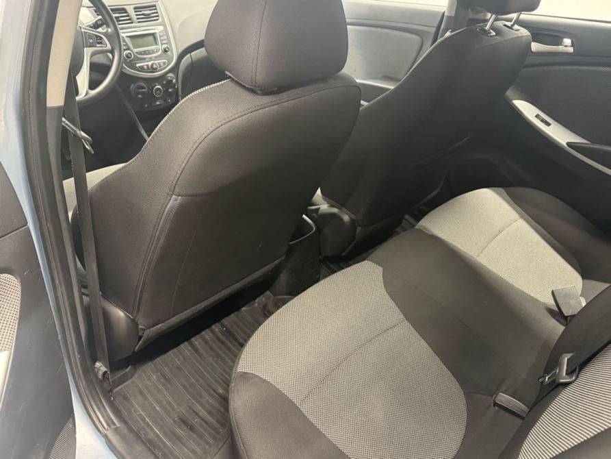 Hyundai Solaris I Санкт-Петербург  - изображение 19