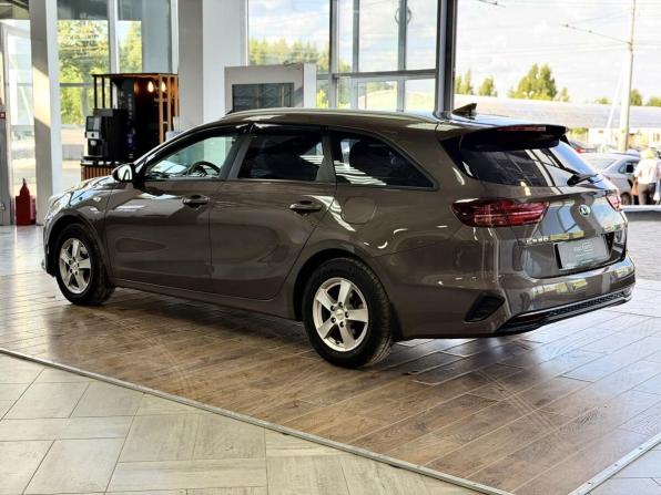 Kia Ceed III с пробегом 2019 года, цена 1 716 000 рублей, 159540 км, универсал, Автокод Объявления