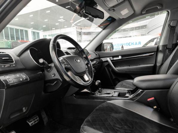 Kia Sorento II Рестайлинг с пробегом 2019 года, цена 2 450 000 рублей, 95665 км, внедорожник, Автокод Объявления