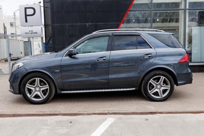 Mercedes-Benz GLE I (W166) с пробегом 2016 года, цена 3 365 000 рублей, 120203 км, внедорожник, Автокод Объявления