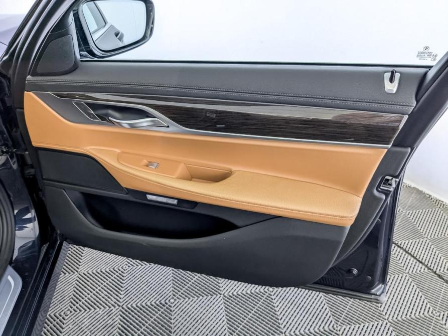 BMW 7 серии VI (G11/G12) Москва  - изображение 26