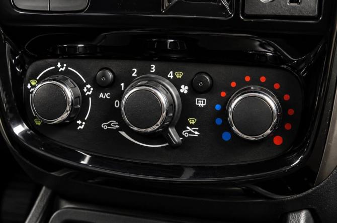 Nissan Terrano III (D10) с пробегом 2016 года, цена 1 009 000 рублей, 333398 км, внедорожник, Автокод Объявления