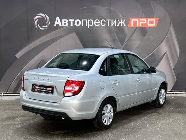 Lada (ВАЗ) Granta I Рестайлинг с пробегом 2024 года, цена 749 000 рублей, 42379 км, седан, Автокод Объявления