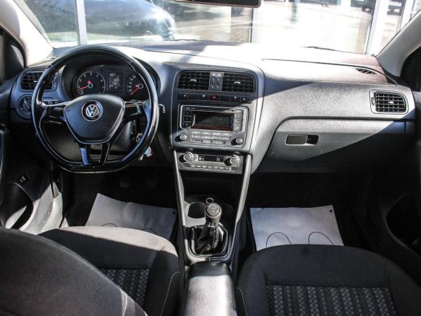Volkswagen Polo V Рестайлинг с пробегом 2015 года, цена 827 000 рублей, 173530 км, седан, Автокод Объявления