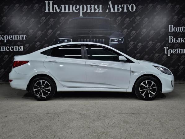 Hyundai Solaris I с пробегом 2013 года, цена 760 000 рублей, 183000 км, седан, Автокод Объявления
