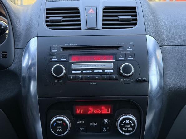 Suzuki SX4 I (Classic) Рестайлинг с пробегом 2011 года, цена 799 000 рублей, 210827 км, хэтчбек, Автокод Объявления