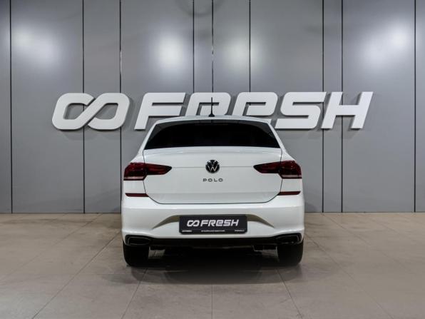 Volkswagen Polo VI с пробегом 2021 года, цена 1 699 000 рублей, 112127 км, лифтбек, Автокод Объявления