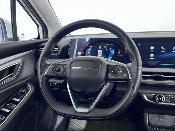 BAIC U5 Plus с пробегом 2023 года, цена 1 245 000 рублей, 45291 км, седан, Автокод Объявления