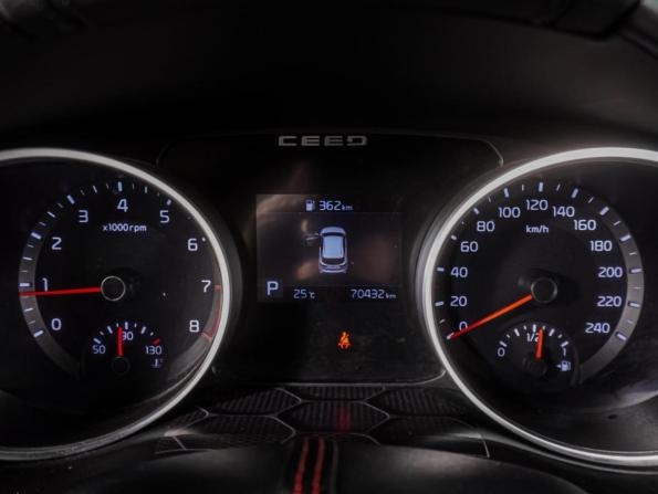 Kia Ceed III с пробегом 2019 года, цена 1 849 000 рублей, 70432 км, универсал, Автокод Объявления