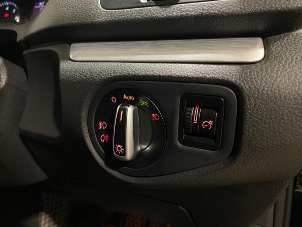 Volkswagen Sharan II с пробегом 2012 года, цена 1 425 000 рублей, 145636 км, минивэн, Автокод Объявления