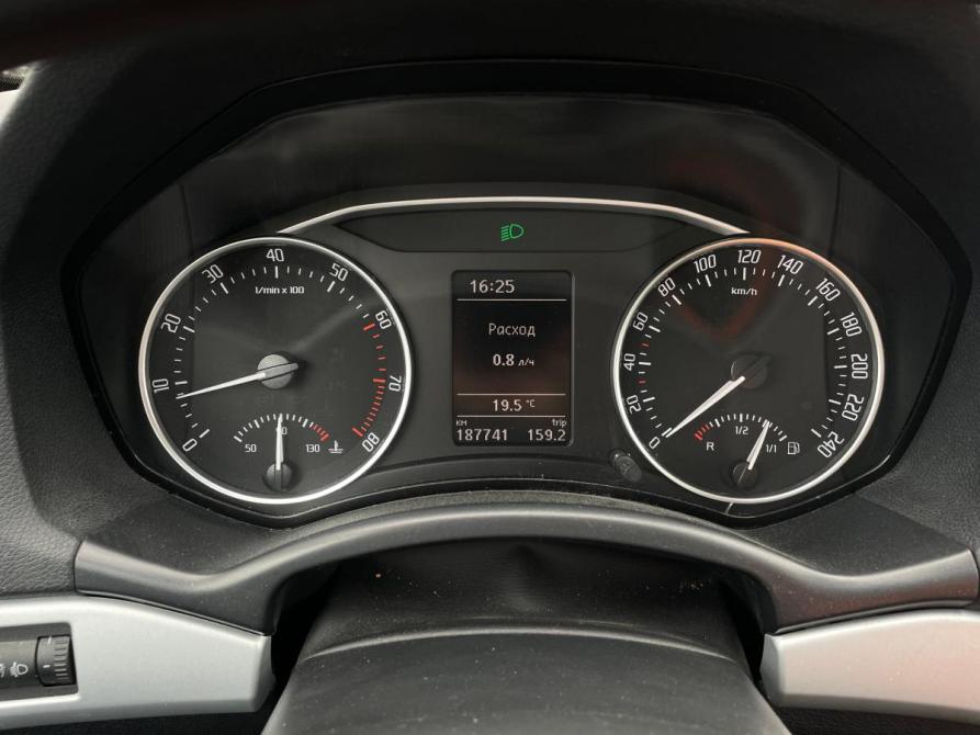 Skoda Octavia II (A5) Рестайлинг Мурманск  - изображение 18