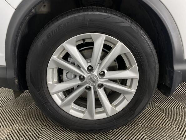Nissan Qashqai II с пробегом 2015 года, цена 1 286 000 рублей, 192844 км, внедорожник, Автокод Объявления