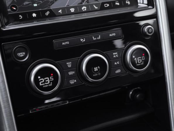 Land Rover Discovery V с пробегом 2019 года, цена 4 149 000 рублей, 137282 км, внедорожник, Автокод Объявления