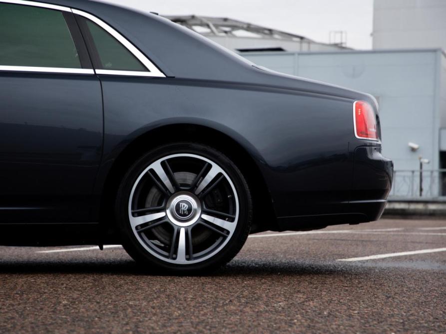 Rolls-Royce Ghost I Москва  - изображение 14