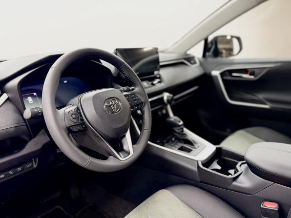 Toyota RAV4 V (XA50) с пробегом 2025 года, цена 4 450 000 рублей, 6 км, внедорожник, Автокод Объявления