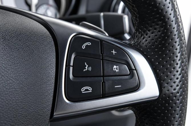 Mercedes-Benz CLA I (C117 X117) с пробегом 2015 года, цена 1 699 000 рублей, 170000 км, седан, Автокод Объявления
