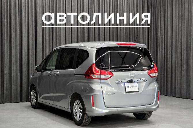 Honda Freed II Рестайлинг с пробегом 2019 года, цена 1 450 000 рублей, 131000 км, компактвэн, Автокод Объявления