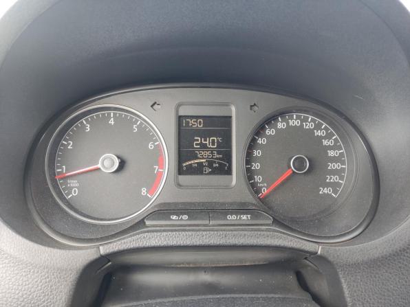 Volkswagen Polo V Рестайлинг с пробегом 2019 года, цена 1 219 000 рублей, 72840 км, седан, Автокод Объявления