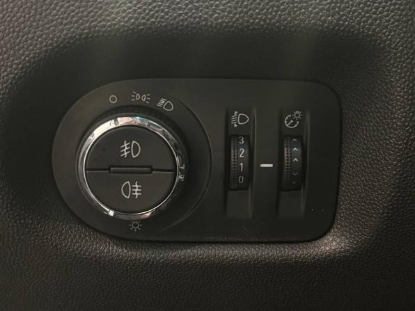 Opel Corsa D Рестайлинг II с пробегом 2011 года, цена 659 900 рублей, 160000 км, хэтчбек, Автокод Объявления