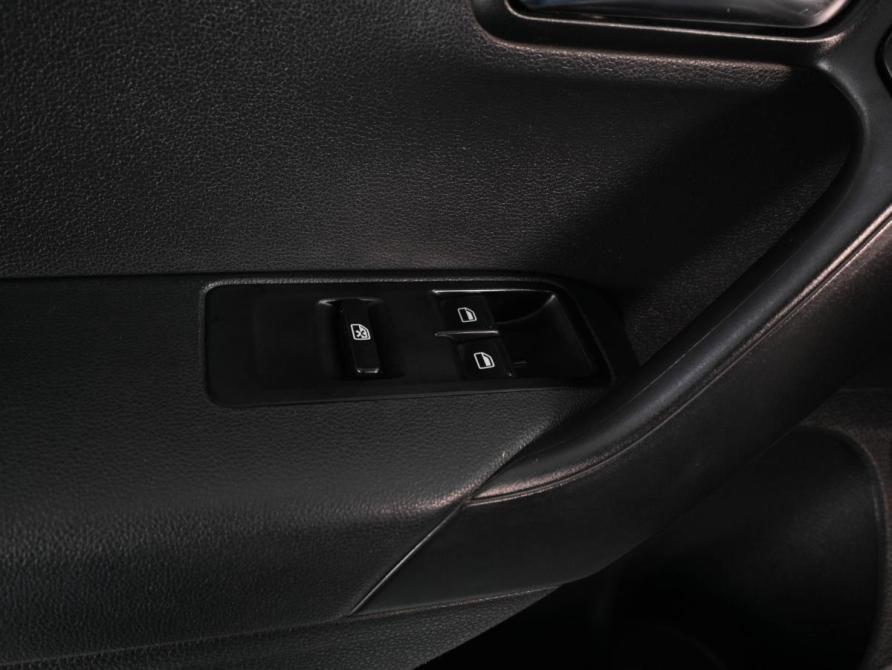Volkswagen Polo V Рестайлинг Ростов-на-Дону  - изображение 13