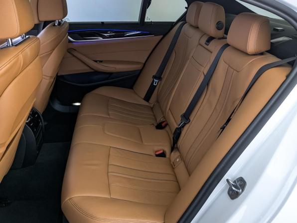 BMW 5 серии VII (G30/G31/G38) Рестайлинг с пробегом 2021 года, цена 4 600 000 рублей, 43290 км, седан, Автокод Объявления