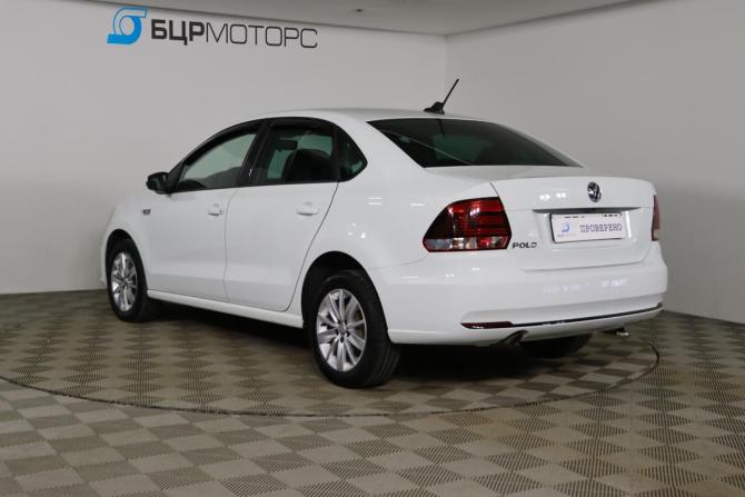 Volkswagen Polo V Рестайлинг с пробегом 2019 года, цена 999 990 рублей, 162243 км, седан, Автокод Объявления