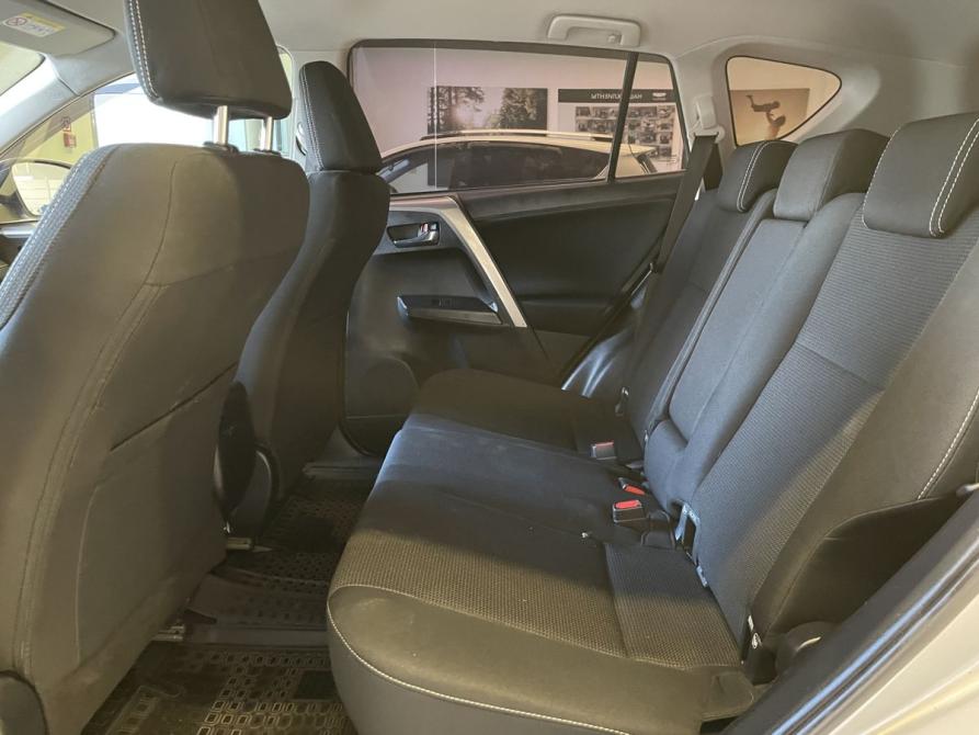 Toyota RAV4 IV (XA40) Рестайлинг Новосибирск  - изображение 9