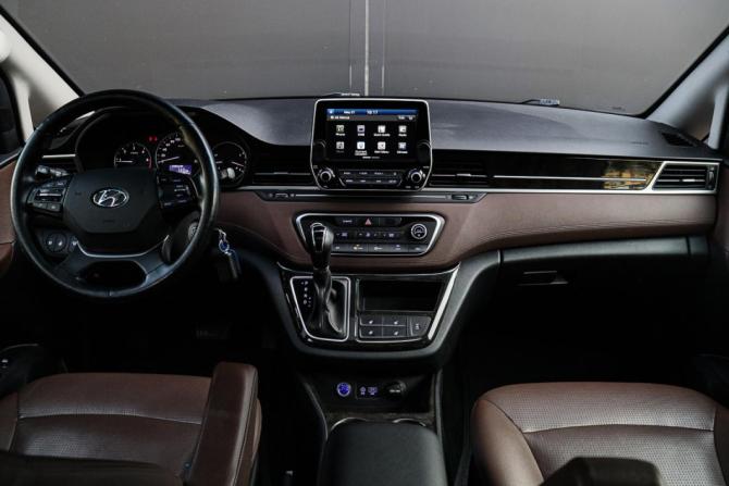 Hyundai Grand Starex I Рестайлинг 2 с пробегом 2019 года, цена 3 700 000 рублей, 156167 км, минивэн, Автокод Объявления