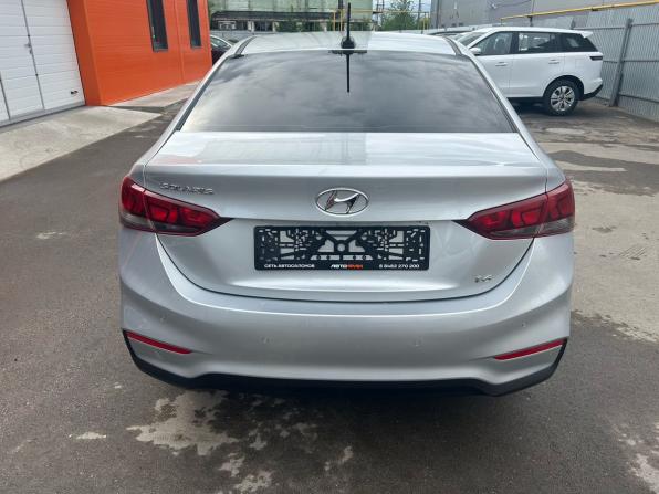 Hyundai Solaris II с пробегом 2019 года, цена 1 370 000 рублей, 128000 км, седан, Автокод Объявления