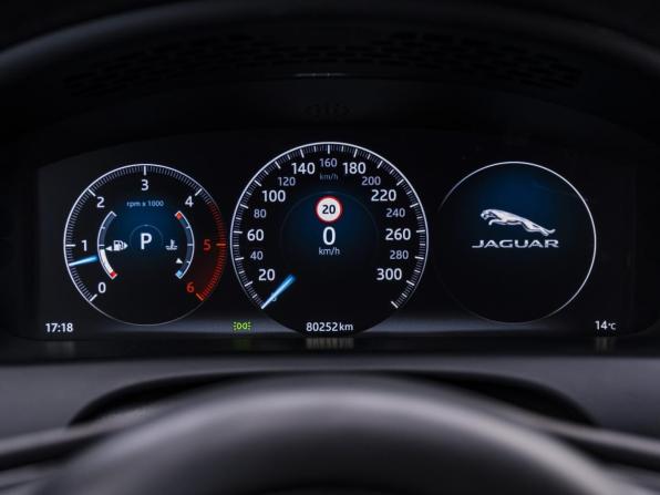 Jaguar XJ IV (X351) Рестайлинг с пробегом 2018 года, цена 3 450 000 рублей, 80250 км, седан, Автокод Объявления