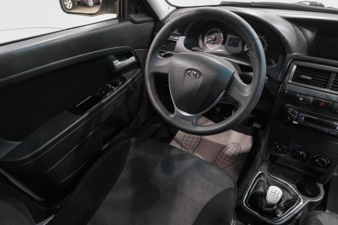 Lada (ВАЗ) Priora I Рестайлинг с пробегом 2017 года, цена 549 000 рублей, 126000 км, седан, Автокод Объявления