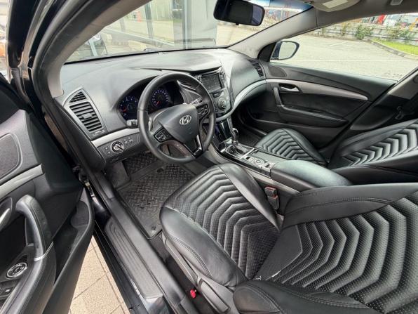 Hyundai i40 I с пробегом 2013 года, цена 1 300 000 рублей, 300000 км, седан, Автокод Объявления