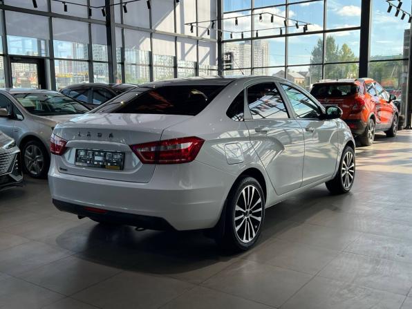 Lada (ВАЗ) Vesta I с пробегом 2017 года, цена 890 000 рублей, 147526 км, седан, Автокод Объявления