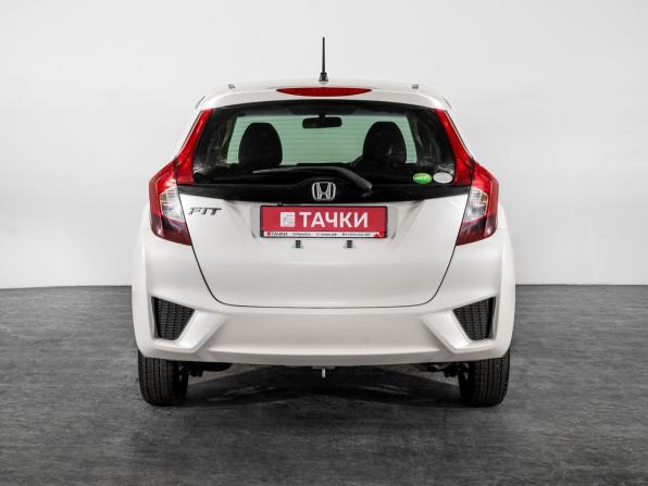 Honda Fit III с пробегом 2016 года, цена 985 000 рублей, 110577 км, хэтчбек, Автокод Объявления