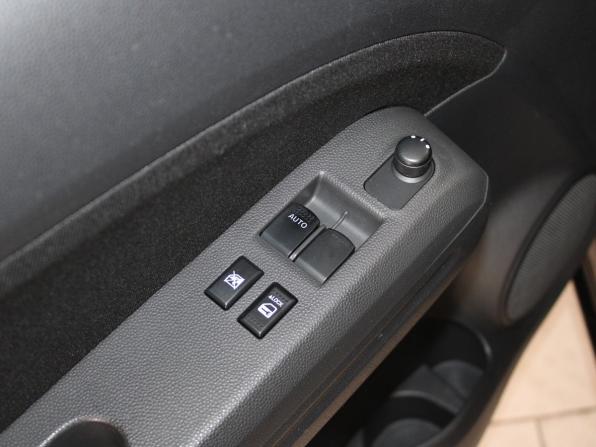 Suzuki Splash I с пробегом 2012 года, цена 789 900 рублей, 89676 км, хэтчбек, Автокод Объявления
