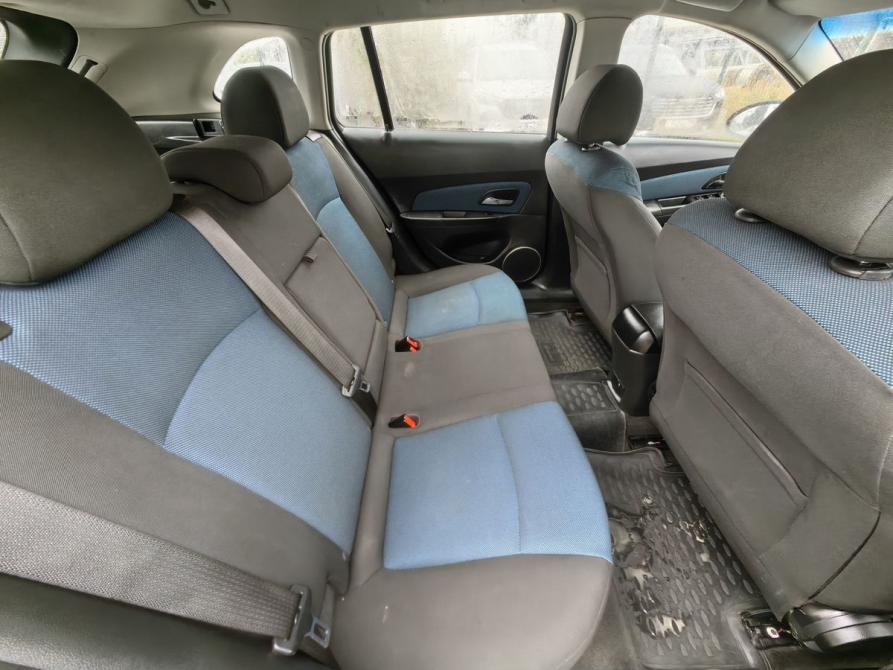 Chevrolet Cruze I Рестайлинг Санкт-Петербург  - изображение 13
