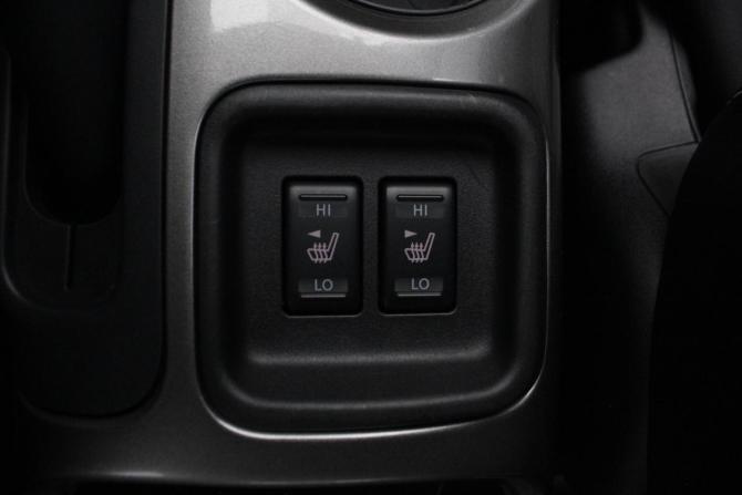 Nissan Juke I с пробегом 2013 года, цена 1 030 000 рублей, 166182 км, внедорожник, Автокод Объявления