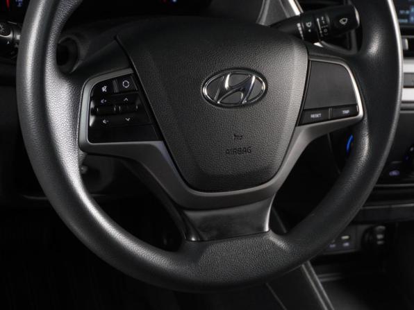 Hyundai Solaris II с пробегом 2017 года, цена 1 259 000 рублей, 115796 км, седан, Автокод Объявления
