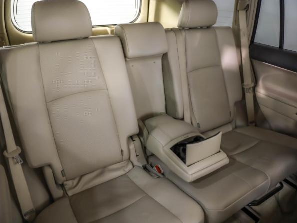 Toyota Land Cruiser Prado 150 Series Рестайлинг 2 с пробегом 2018 года, цена 3 889 000 рублей, 172476 км, внедорожник, Автокод Объявления