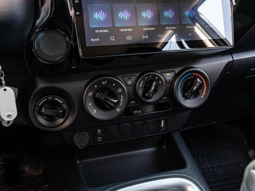 Toyota Hilux VIII Рестайлинг 2 Краснодар  - изображение 13
