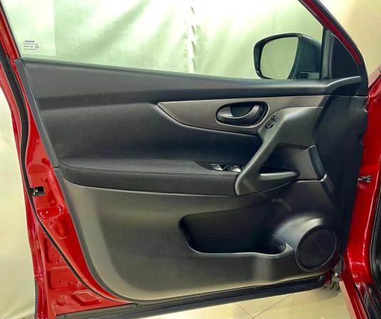 Nissan Qashqai II Рестайлинг с пробегом 2019 года, цена 1 990 000 рублей, 65000 км, внедорожник, Автокод Объявления