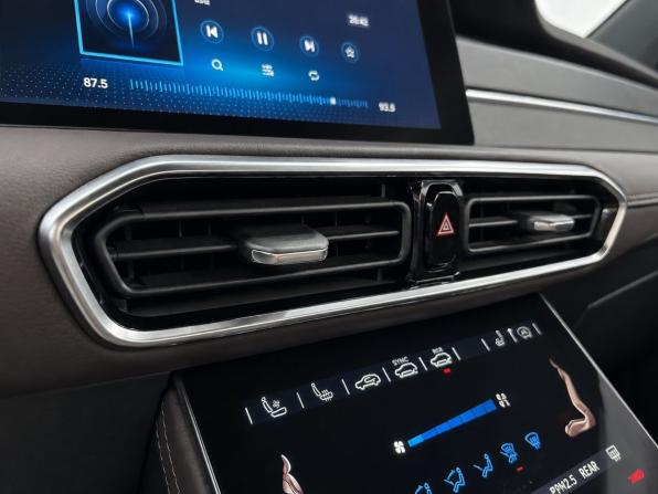 JETOUR X90+ с пробегом 2023 года, цена 2 449 000 рублей, 29857 км, внедорожник, Автокод Объявления