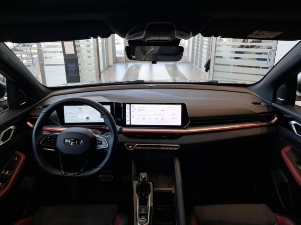 Geely Coolray I Рестайлинг с пробегом 2023 года, цена 2 214 000 рублей, 10300 км, внедорожник, Автокод Объявления