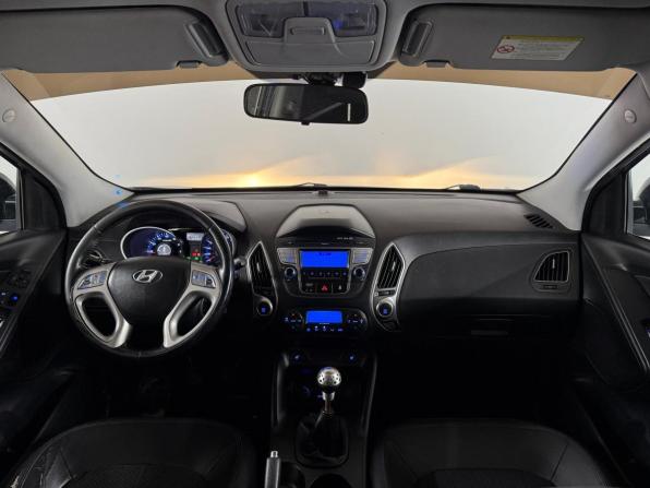 Hyundai ix35 I с пробегом 2013 года, цена 849 000 рублей, 124460 км, внедорожник, Автокод Объявления