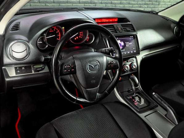 Mazda 6 II (GH) Рестайлинг с пробегом 2011 года, цена 1 180 000 рублей, 320133 км, лифтбек, Автокод Объявления