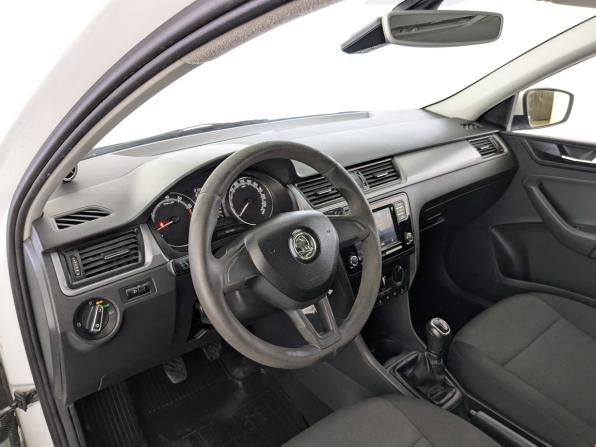 Skoda Rapid I Рестайлинг с пробегом 2019 года, цена 880 000 рублей, 229200 км, лифтбек, Автокод Объявления