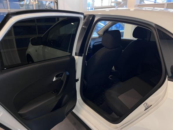Volkswagen Polo V с пробегом 2014 года, цена 730 000 рублей, 133182 км, седан, Автокод Объявления