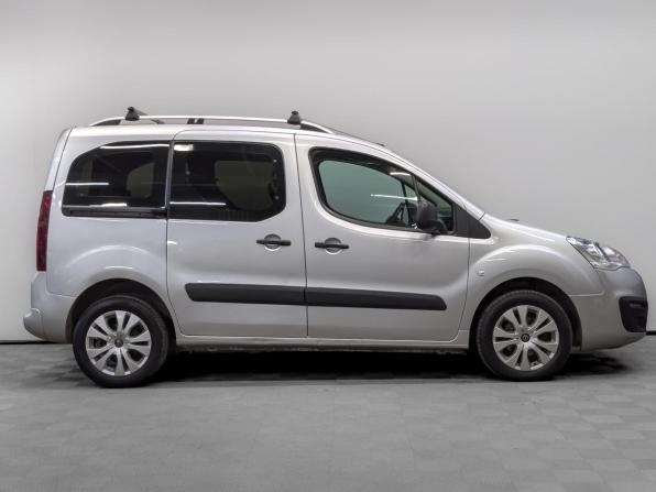 Opel Combo PCMA с пробегом 2021 года, цена 1 795 000 рублей, 82804 км, компактвэн, Автокод Объявления