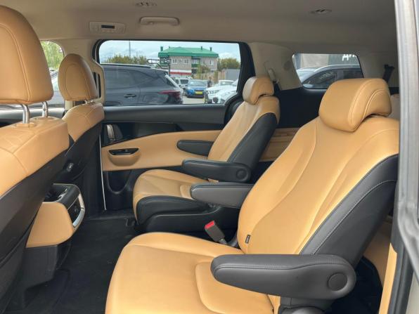 Kia Carnival IV с пробегом 2021 года, цена 3 700 000 рублей, 96000 км, минивэн, Автокод Объявления