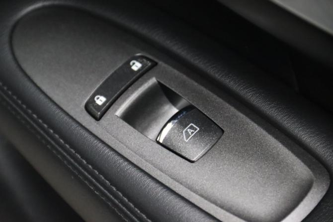 Infiniti M IV с пробегом 2013 года, цена 1 895 950 рублей, 92896 км, седан, Автокод Объявления